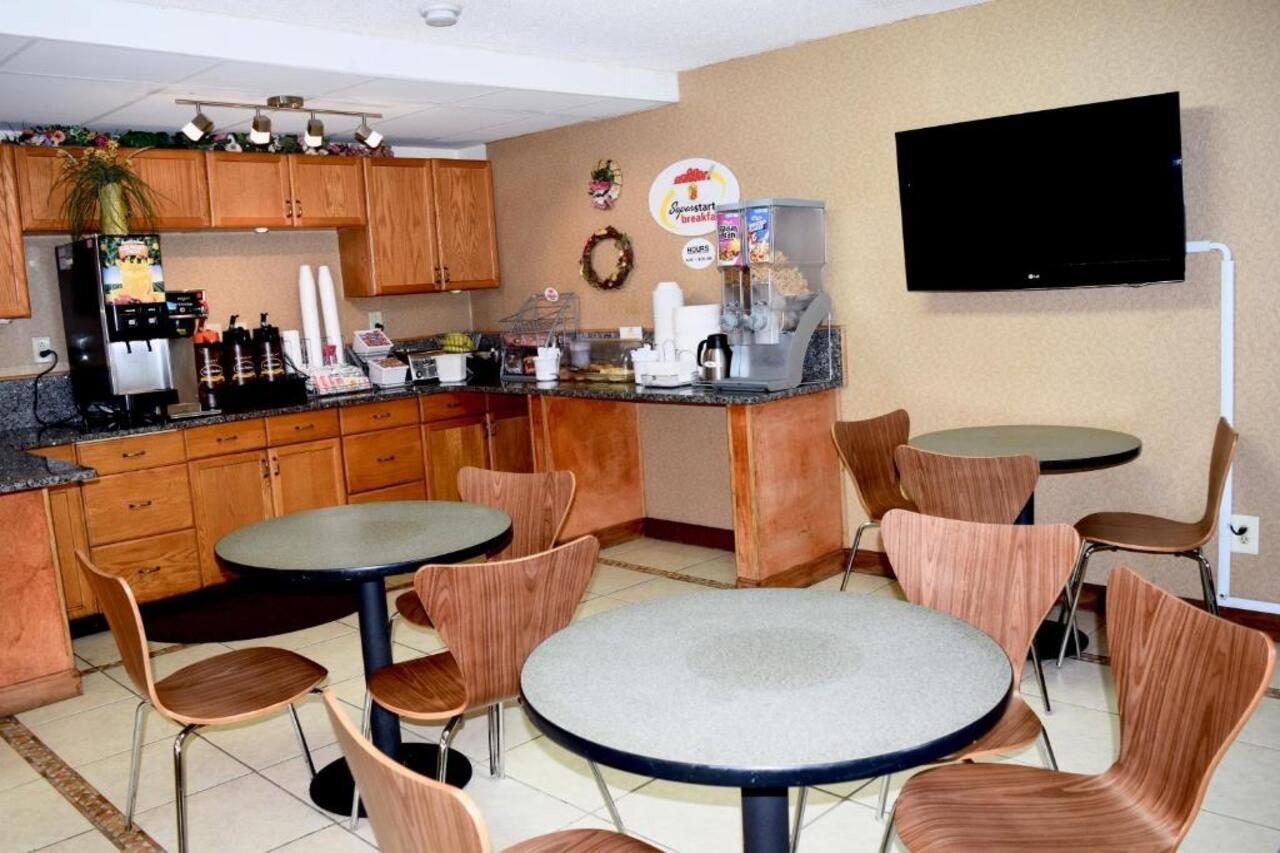 Super 8 By Wyndham Homewood Birmingham Area Екстериор снимка