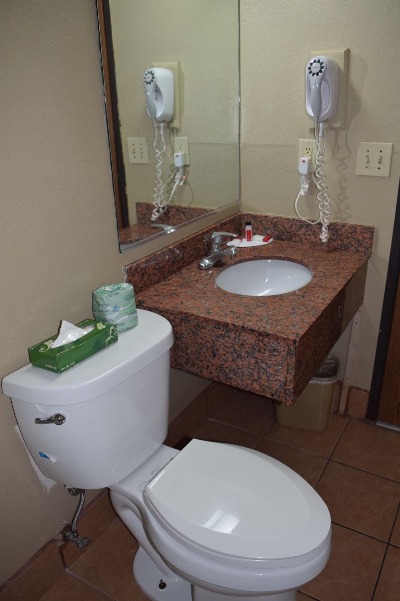 Super 8 By Wyndham Homewood Birmingham Area Екстериор снимка