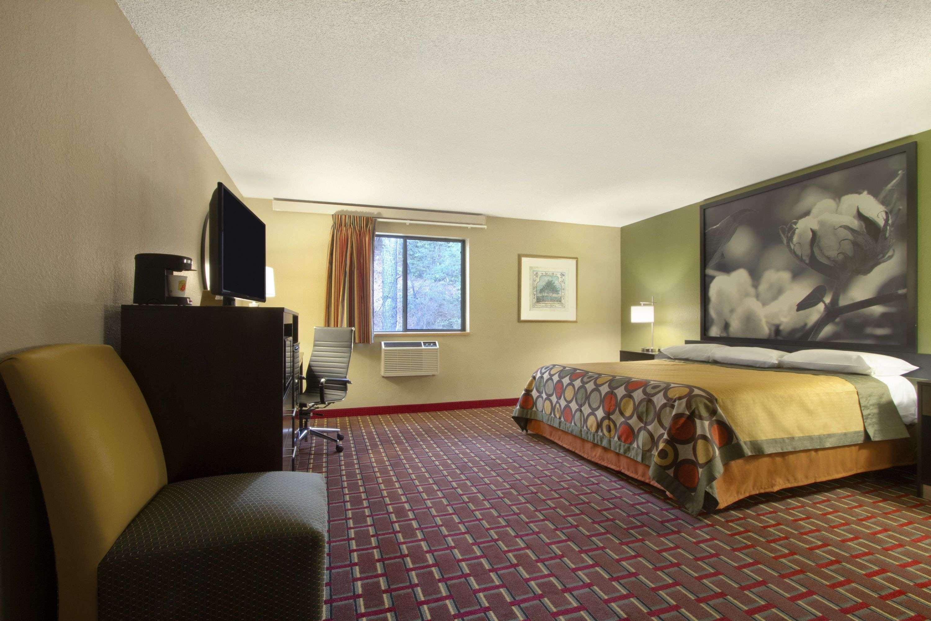 Super 8 By Wyndham Homewood Birmingham Area Екстериор снимка